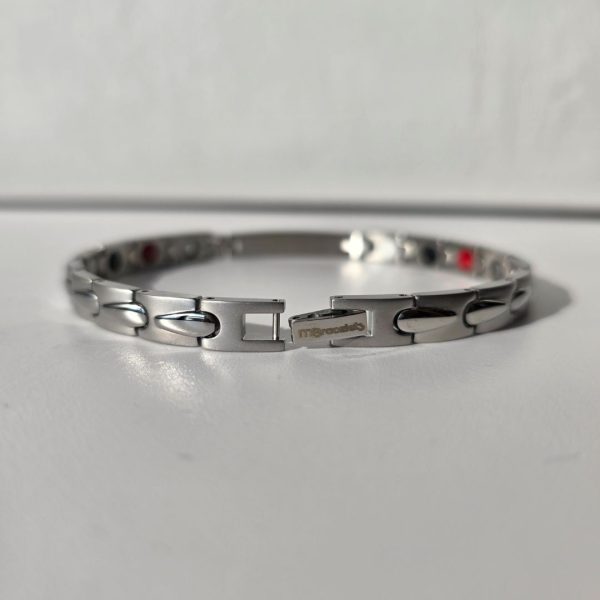 Дамска Магнитна гривна при Високо Кръвно, Сребриста с камъчета Т-460 - Image 4